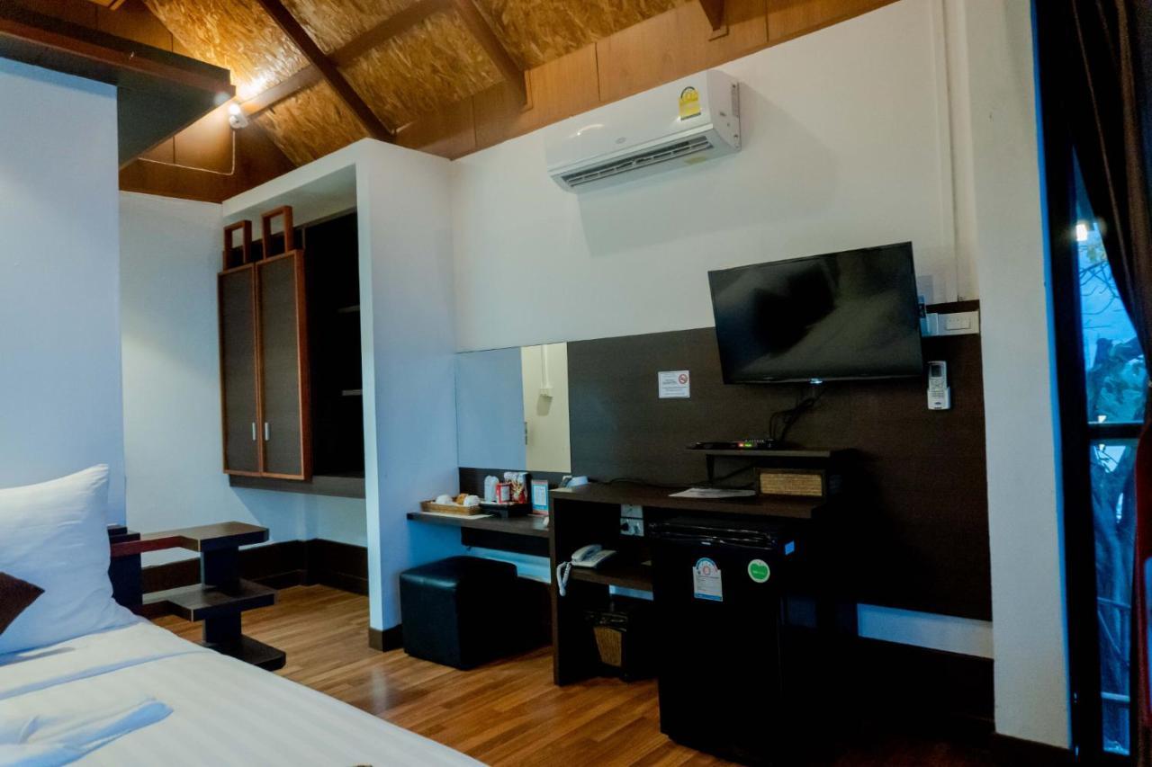 קו ליפה Chareena Hill Beach Resort מראה חיצוני תמונה